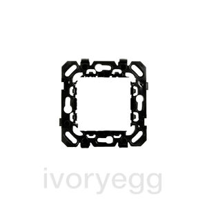 Socket Adapter